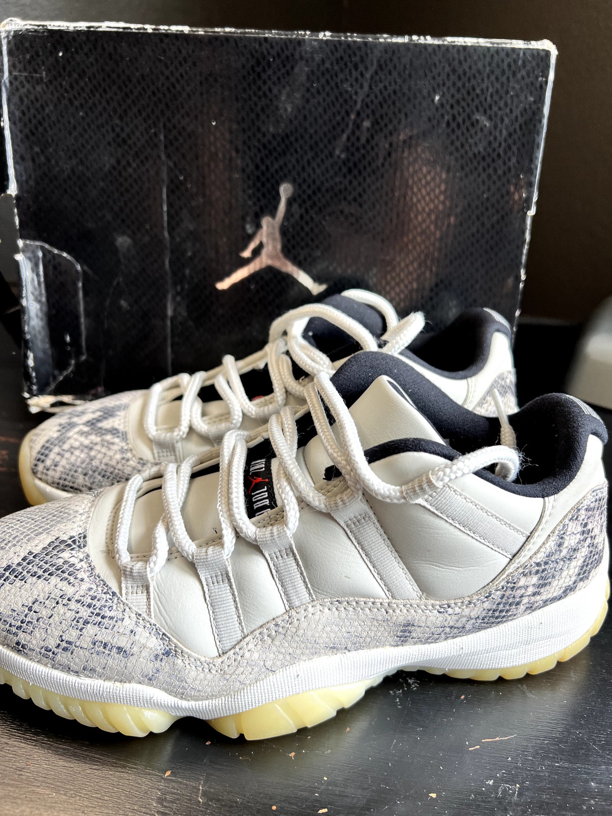 Jordan 11 Retro Low Snake Light Bone Og Size 9 Men's